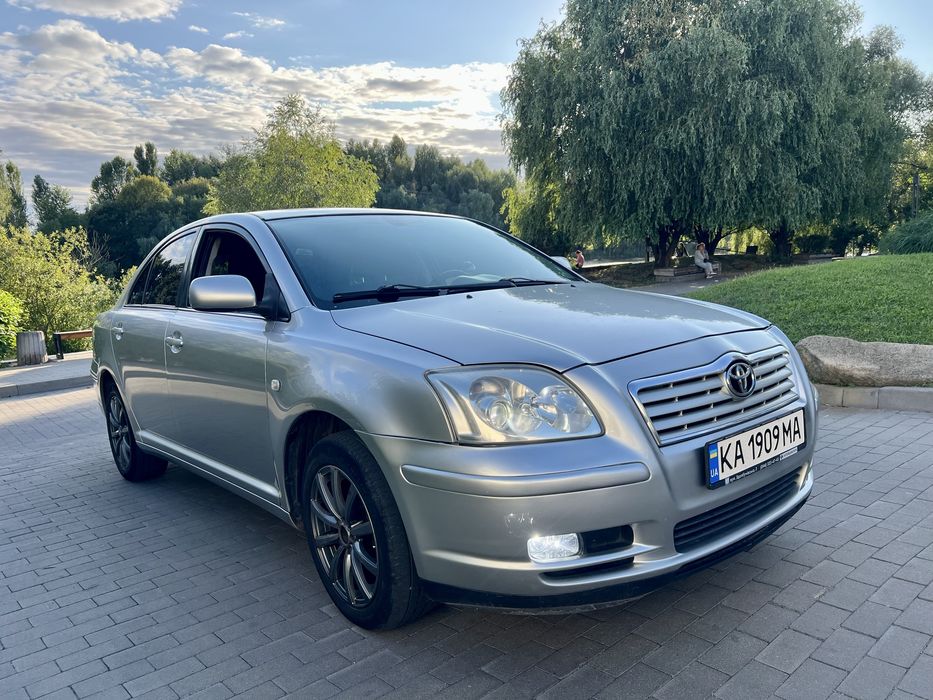 Toyota Avensis, 1.8 газ/бенз, автомат