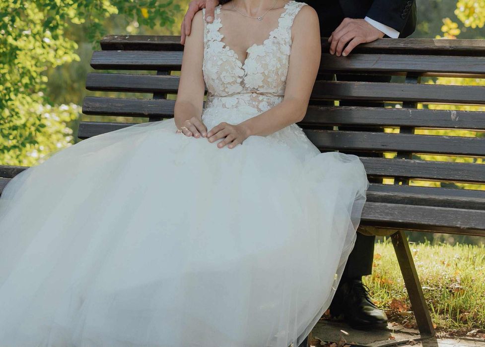 Piękna suknia ślubna