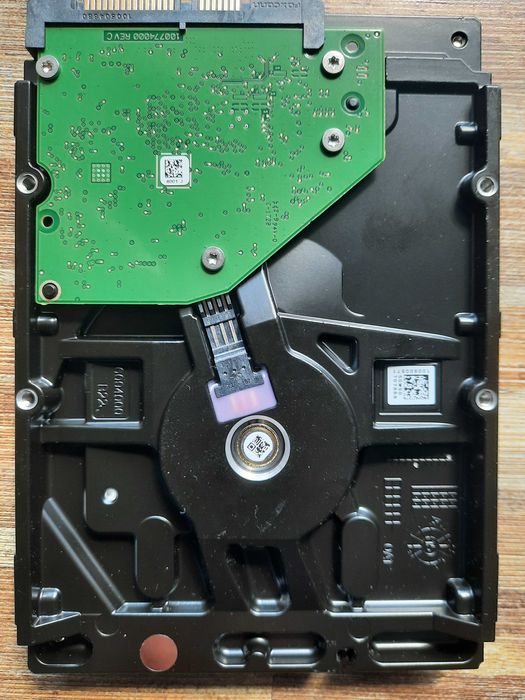 Dysk twardy f-my SEAGATE 3,5"  1TB SATA