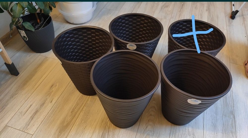 Donice stożkowe duże