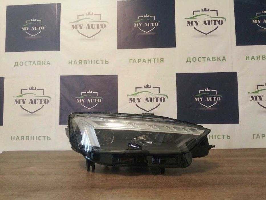 Audi A5 / S5 / RS5 кузов F5 / 8W6, рестайлінг  Фара правая Matrix EU 8W6941040 НАЛИЧИЕ