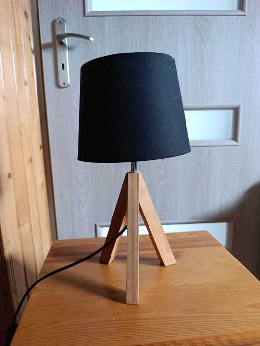 Lampka nocna stojąca