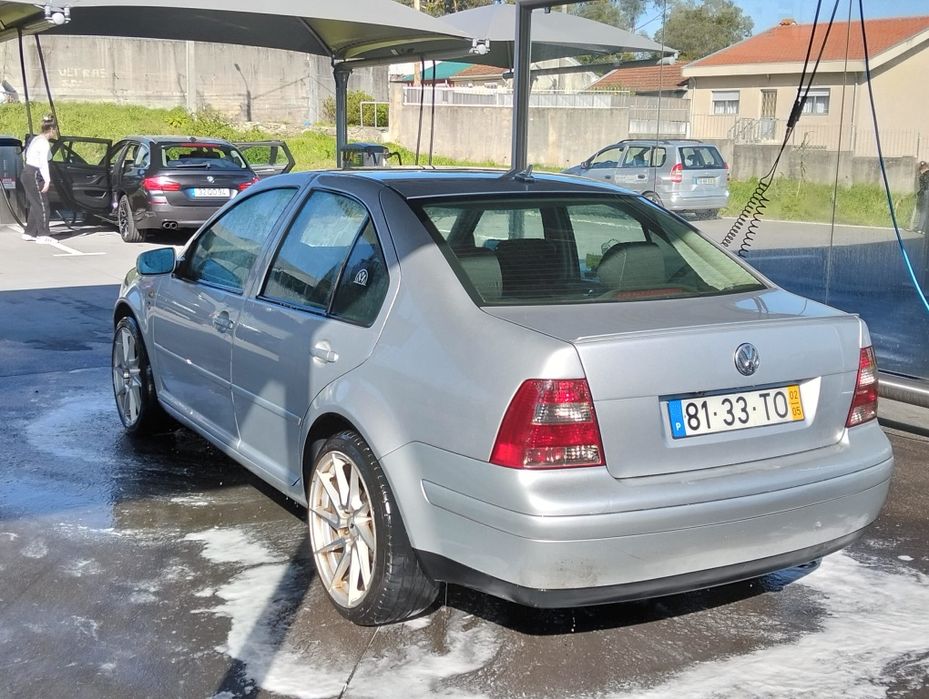 Particular  vendo varato