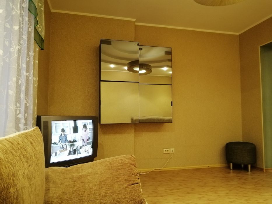 Посуточно сдам в аренду квартиру на пр. Слобожанский.