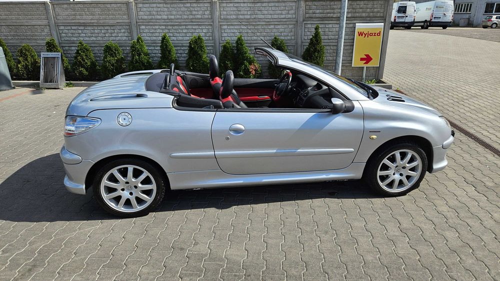 Peugeot 206cc / 2.0 benzyna 136KM / Czerwono-Czarne skóry / Edycja limitowana / SUPER STAN!