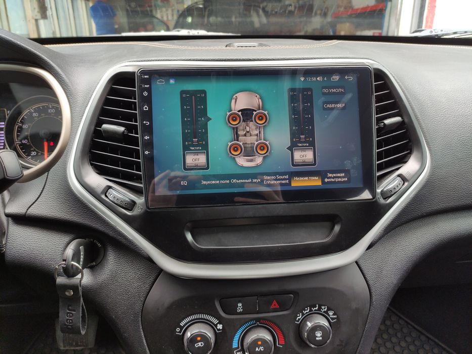 Новая магнитола для Jeep Cherokee 2014-2018 QLED c 4G 8 ядерный.