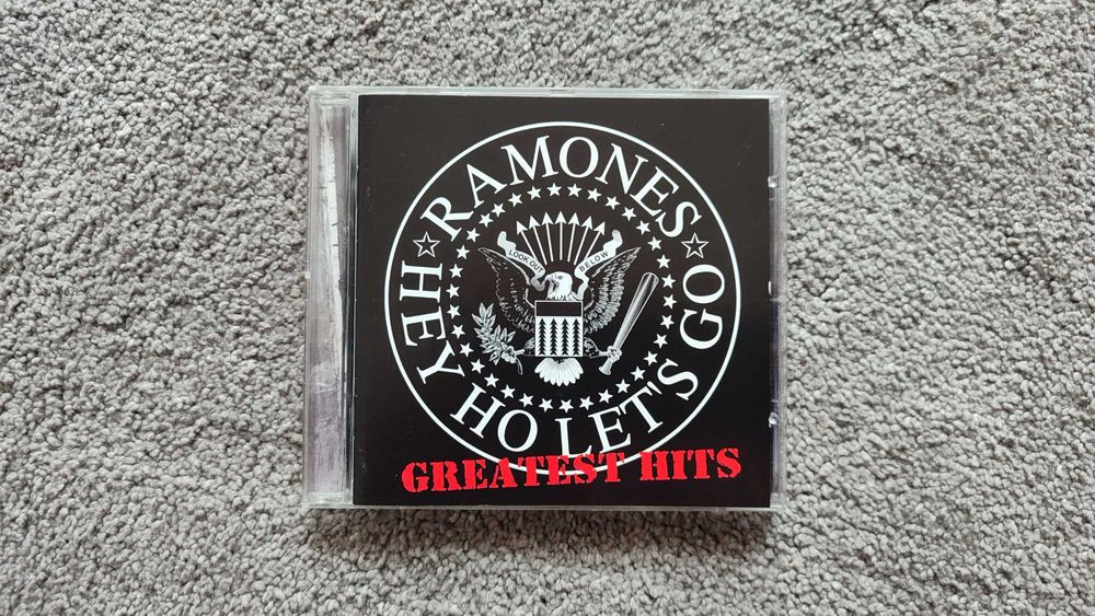 Ramones • Greatest Hits (CD)