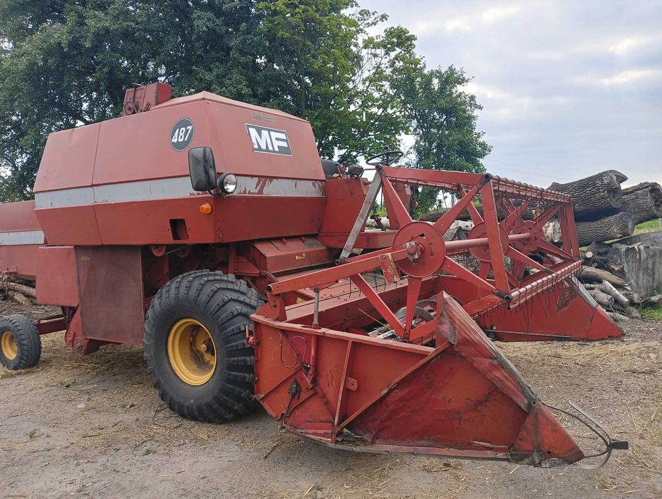 Kombajn Massey Ferguson 487