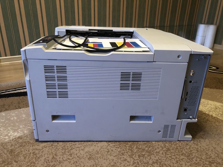 Продаю  Xerox 7500DN