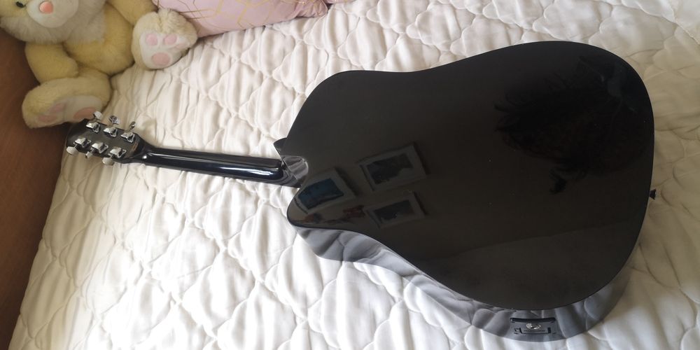 vIOLÃO eletrico  Dreadnought Cutaway Pré-FISHMAN