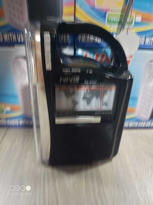 РАСПРОДАЖ -60% радіо з ліхтарем NS-040U нові