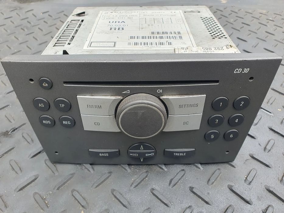 RADIO FABRYCZNE OPEL MERIVA A RADIOODTWARZACZ 13292085