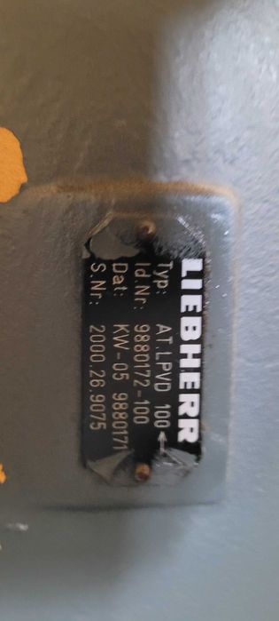 Pompa do koparki liebherr 912