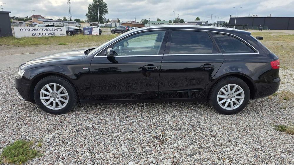 AUDI A4 B8 LIFT!! 2.0 TDI!! 2012 R.!!Zadbana
