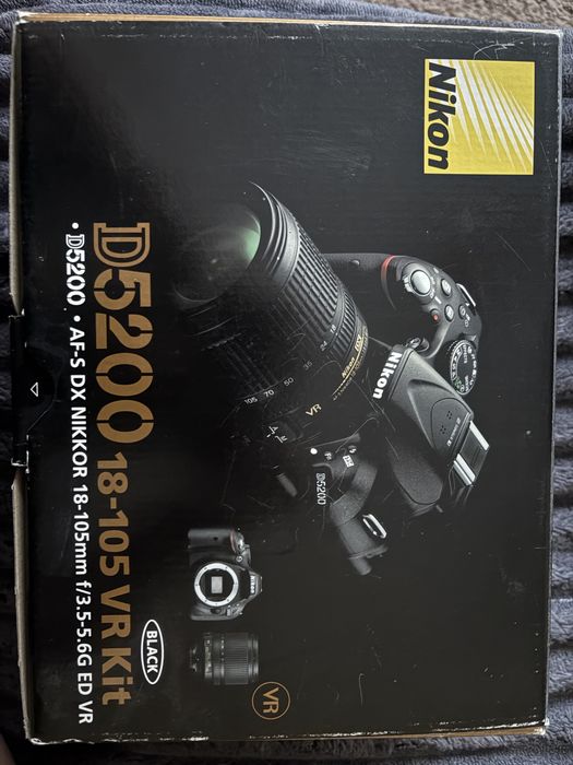 Фотоапарат Nikon D5200 body