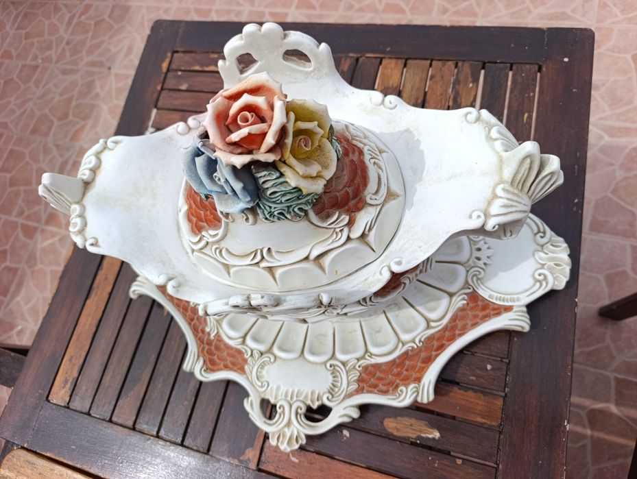 Terrina de decoração