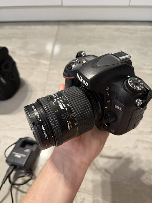 Камера Nikon D610