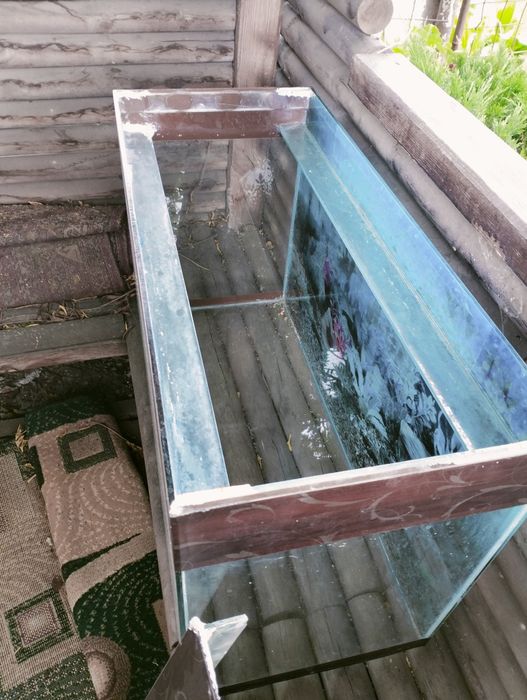 Продам акваріум на 140 л