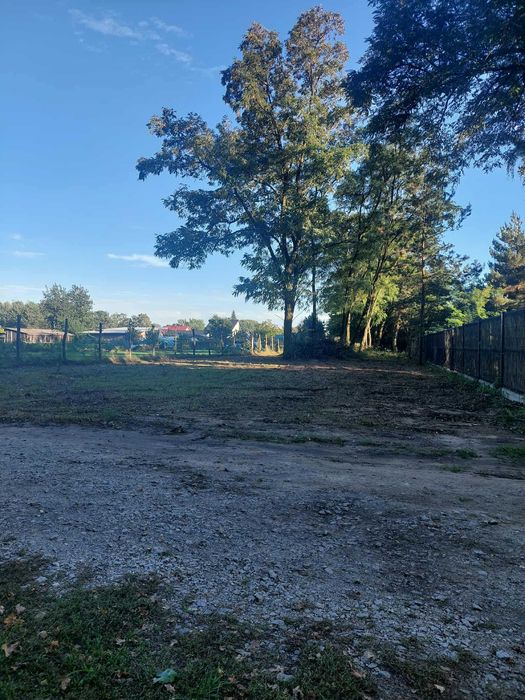 Działka 15 ar  na sprzedaż