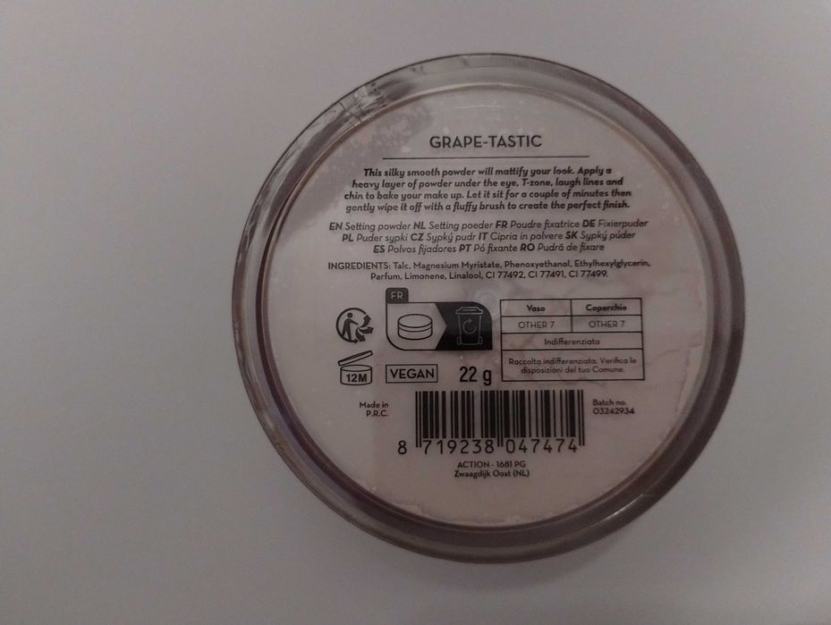 Nowy Puder sypki scalający MAX&MORE GRAPE-TASTIC