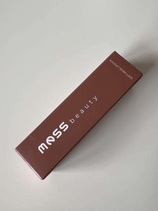 Nowa pomadka Mess beauty 01 Undressed