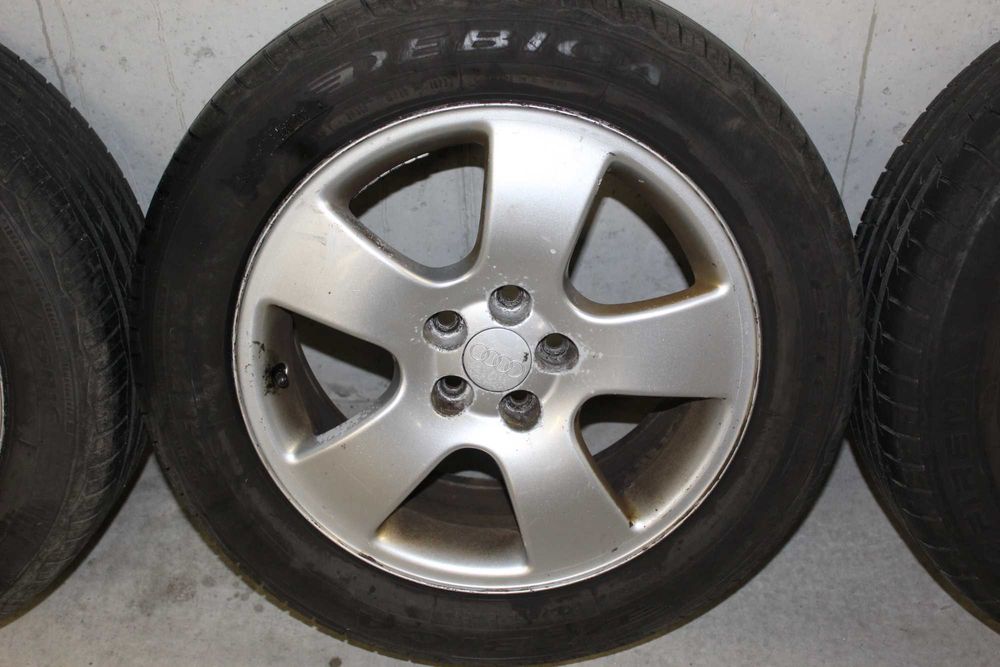 Felgi + Opony letnie Audi 205/55/R16