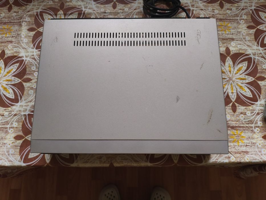 Відеомагнітофон .