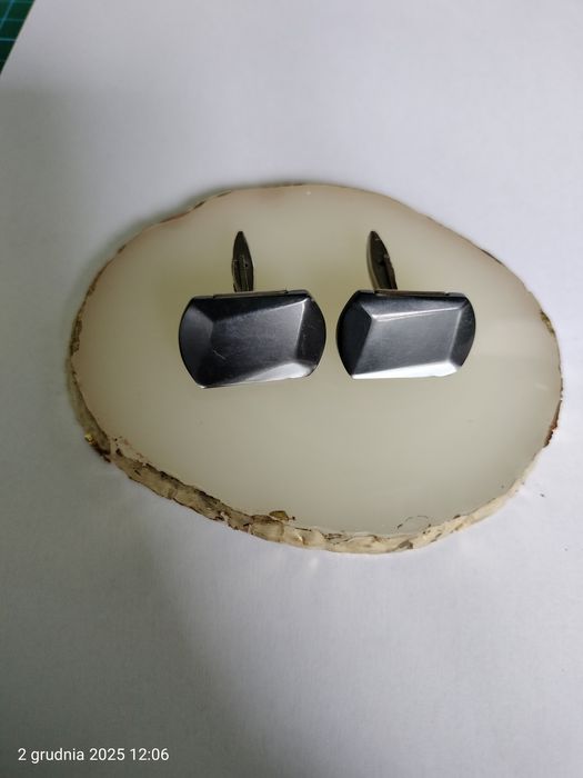 Spinki do mankietów koszuli