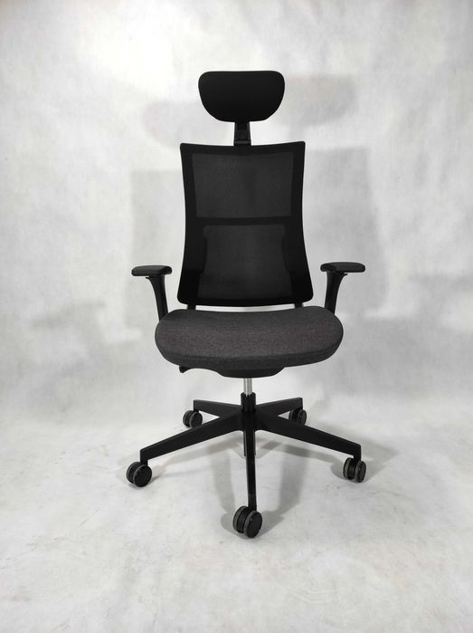 Profim VIOLLE NET 151SFL P62PU – ergonomiczny fotel biurowy z zagłówkiem