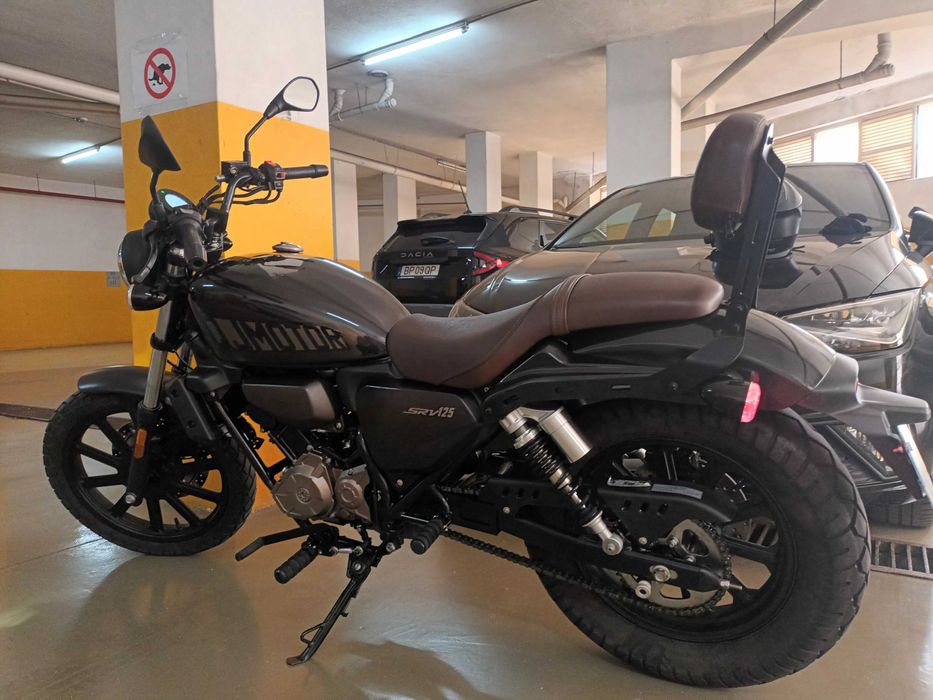Vendo mota QJMOTOR SRV125 - reservada