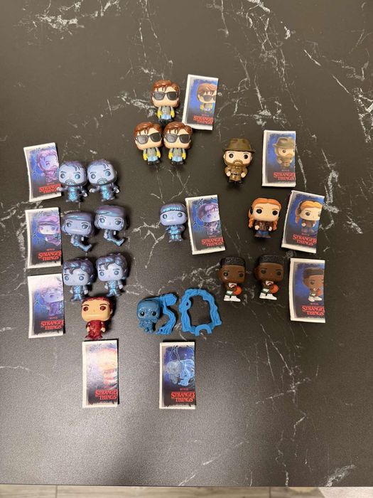 Оригінальні фігурки Stranger Things