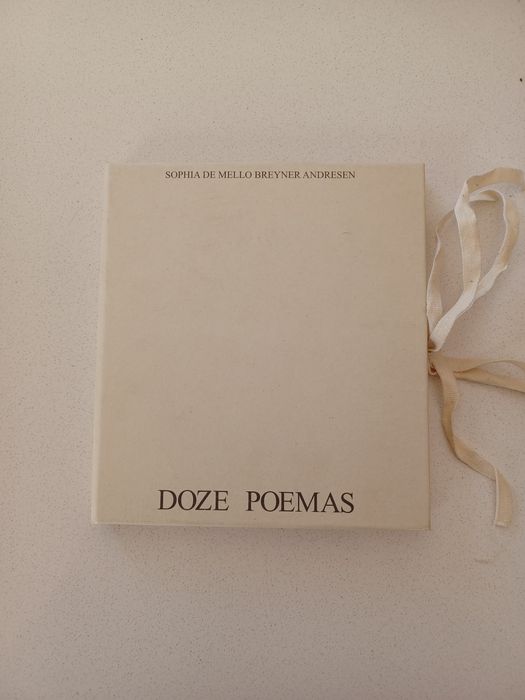 Livro Doze Poemas-Sophia De Mello Breyner Andresen