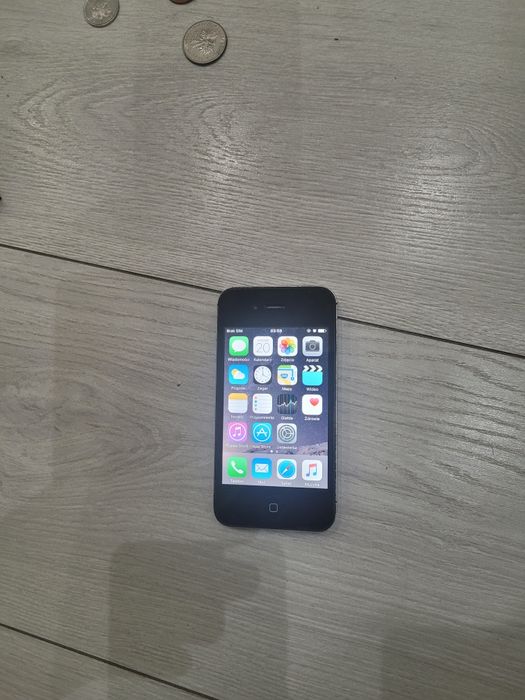 Smartfon iPhone 4S stan idealny
