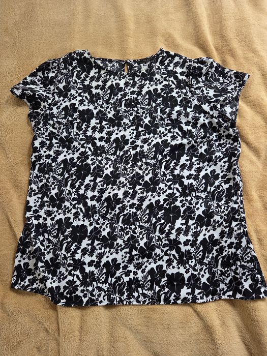 Koszulka w kwiaty Mohito 42