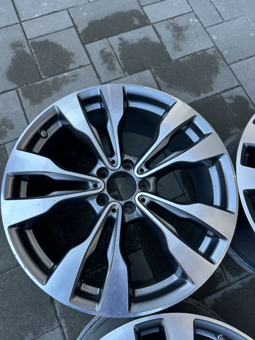 Диски литі різновильотні 5/112/20 Мерседес