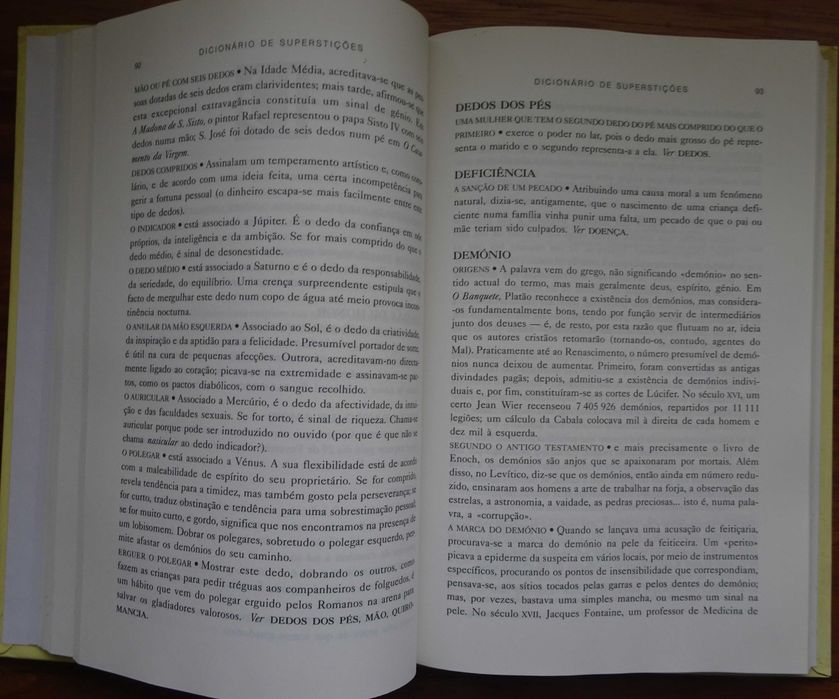 Dicionário das Superstições de Hubert Laurioz