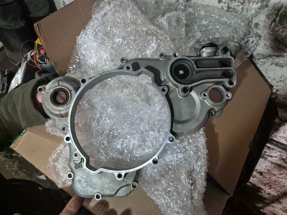 Ktm exc 2t 250 17r półkarter pokrywa silnika