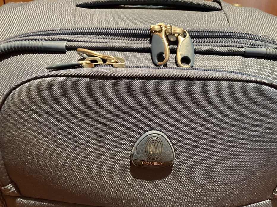 Mala viagem comely cabine