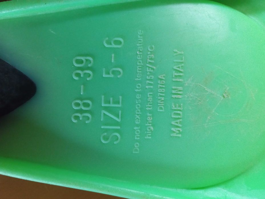 Barbatanas marca "Simotal" - número 38 / 39 - desportos aquáticos