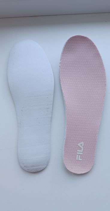 Кросівки хайтопи Fila на дівчинку р.35 EUR