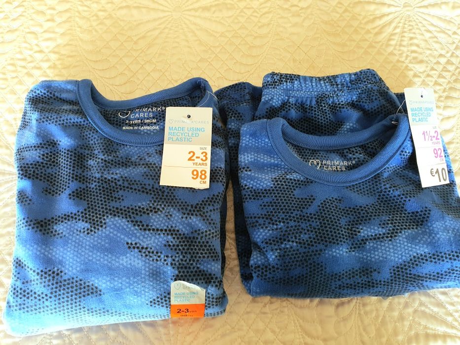 Pijamas veludo 2,3 e 4 anos novos