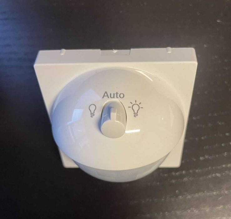 Merten MEG 5711_0319 Motion Detector – NEW