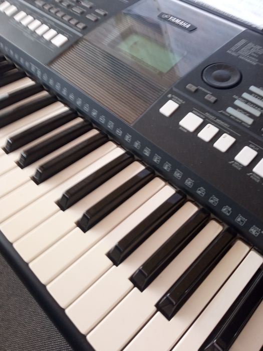 Teclado Yamaha Psr e-423