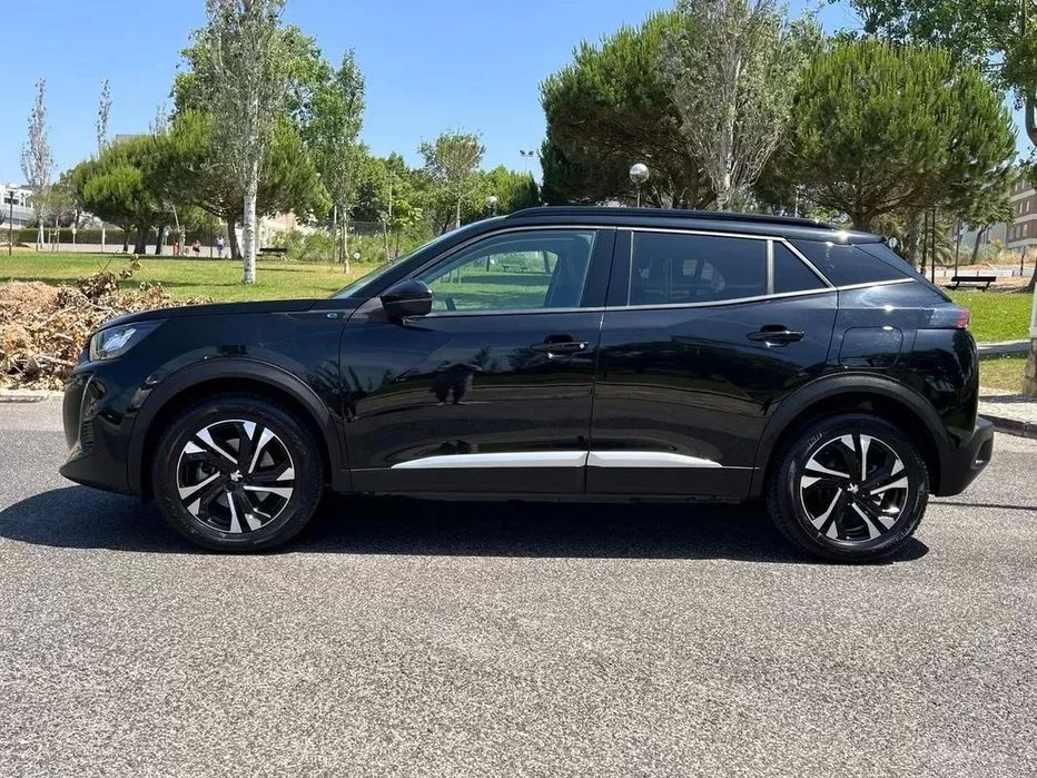 Peugeot e-2008 50 kWh Allure Pack