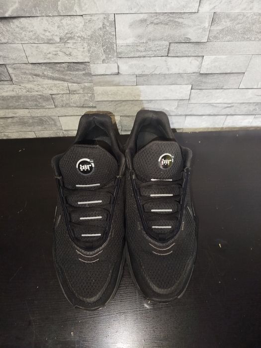 Air max pulse usados