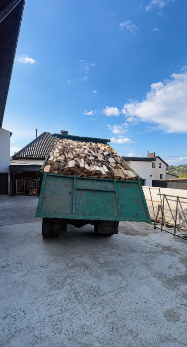 Дрова без посередників за доступною ціною, оптом та в роздріб з доставкою 3-5-11 м3