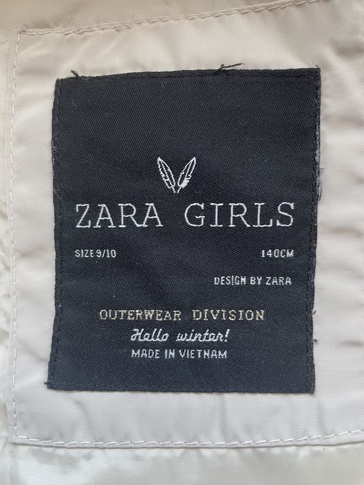 Куртка пуховик Zara на дівчинку 140 см