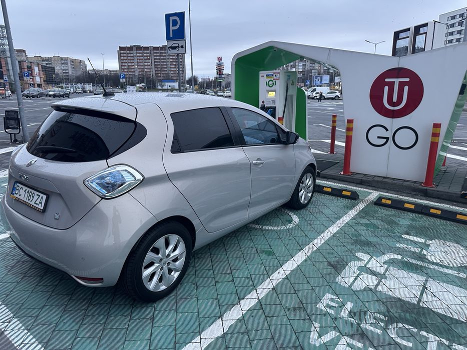 Продам рено zoe