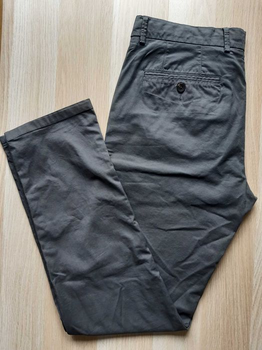 Spodnie chinosy chino materiałowe Reserved