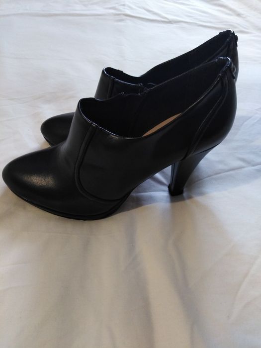 Черевики жіночі чорні